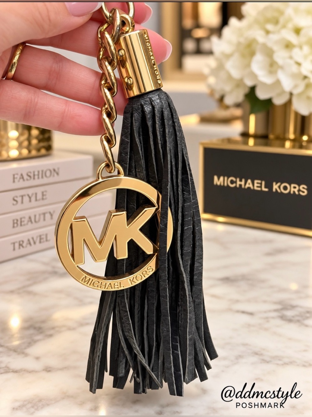 Michael Kors EUC Hang gold emblem tag + leather tassel